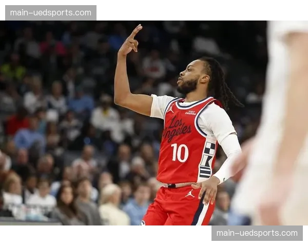 快船比尔左髋部骨折确认缺席，球队得分点折损影响巨大